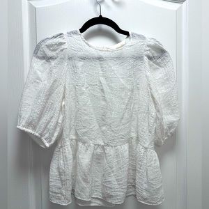 White summer peplum crinkled blouse